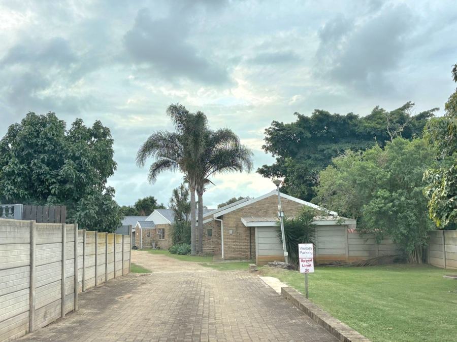 2 Bedroom Property for Sale in Bothasrus Eastern Cape